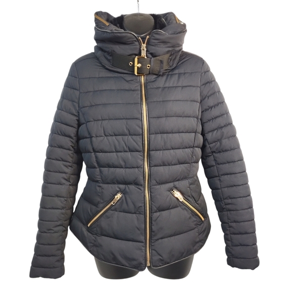 Zara Black Puffer Jacket with Fur Hood - Picture 2 of 11